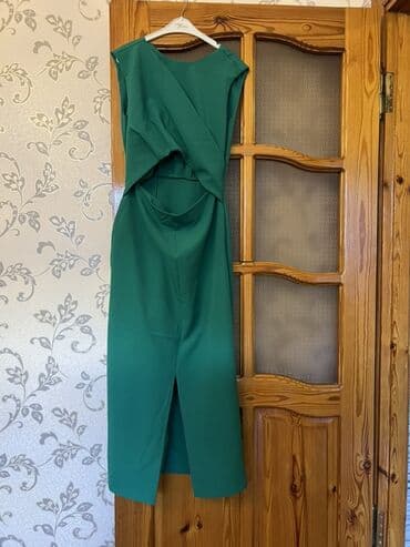 vecerni koynekler: Ziyafət donu, Midi, M — 1