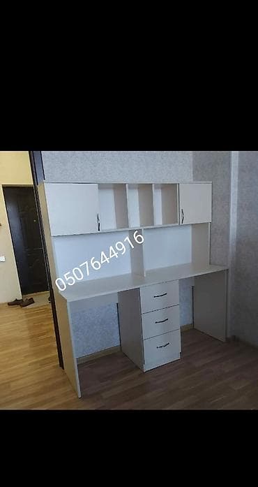 Kompüter masası, Yeni, Açılmayan, Laminat, Dördbucaq masa