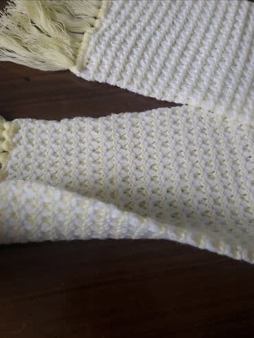 Quruducular: Əl işi toxunma şərf. 95×15 sm ölçüdə. - Rəng: krem/ağ çalarları - — 3