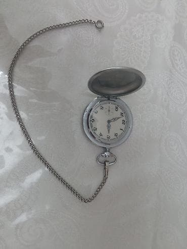 gəncə saat: Saat 1970 ci illerin saatidi.
Temir eletdirmek lazimdi — 2