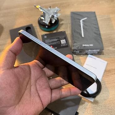 playstation slim 5: Samsung Galaxy S25, rəng - Ağ, İki sim kartlı — 8