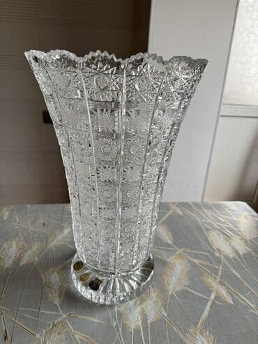 Süni güllər: Bir vaza, Xrustal — 2