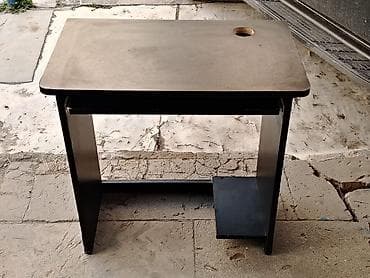 Düz masa, Polkalı, Siyirməli, Sadə laminat