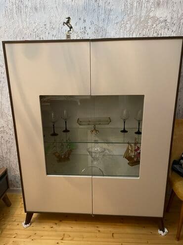 Салонная, медицинская мебель: Шкаф, Нет кредита — 1