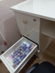 Sifarişlə digər mebel: Düz masa, Siyirməli, Polkalı, Parlaq laminat, Kredit yoxdur — 3