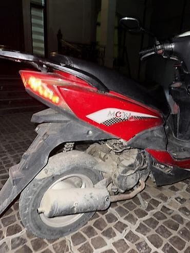 skuter kredit: Moon 80 см3 — 8