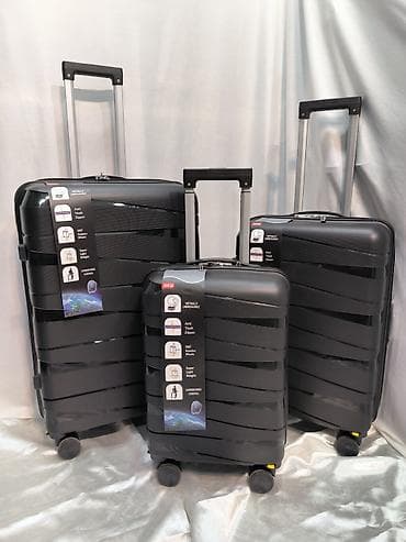 CD, DVD disklər və kassetlər: Sərt korpuslu səyahət çamadan dəsti - Ölçülər: 3-lü set (kabinə uyğun — 5