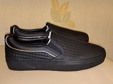 ayaqqabı: Zara ayaqqabi 42 razmer Turkiyeden alinib originaldi Razmeri balaca — 6