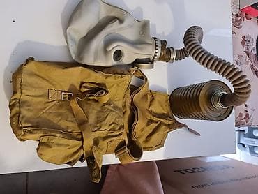 Sovet dövrünə aid qaz maskası dəsti Məhsulun tərkibi: - Kauçukdan — 1