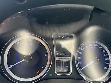 Продажа авто: Hyundai Grandeur sedan - Rəng: tünd qəhvəyi/metalik - Kuzov: 4 qapılı — 1