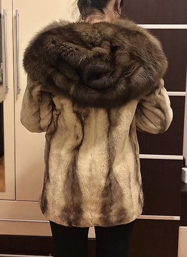 kurklər: Qadınlar üçün təbii xəz kürk Köçlə əlaqədar satılır. - Model: qısa — 3