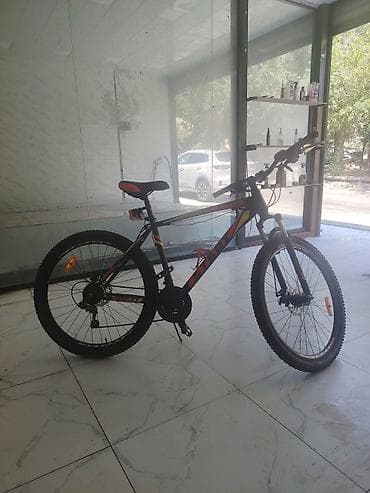 velosiped ural: Dağ velosipedi – 26” təkərlər, amortizatorlu ön çəngəl, disk əyləclər — 1