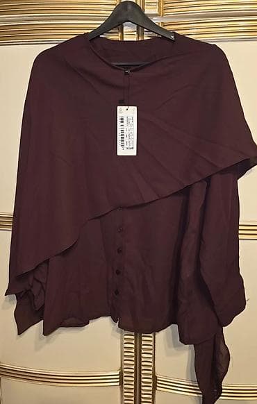 Alt paltarı: EN SEVILEN BLUZ YENIDEN GELDI♥️ 42 VE 44 OLCULERI VAR.ETIKETI UZERINDE — 2