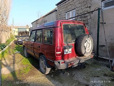 meqan 3: Land Rover Discovery I, qırmızı rəng, 5 qapı, 7 yerlik salonlu SUV — 6