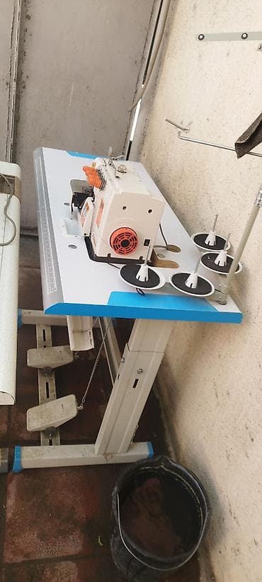 Tikiş maşını Yamata, Overlok, 4 saplı — 4