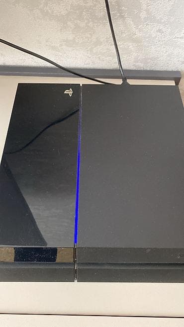 hdd usb: Sony PlayStation 4 (PS4) – original “Jet Black” versiya Komplekt: - — 1