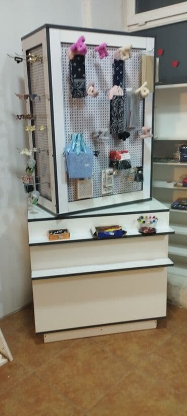 вешалка стойка для одежды напольная в икеа: Bu vitrin dükanlar, sərgilər və ya ev ofisləri üçün ideal olan — 1