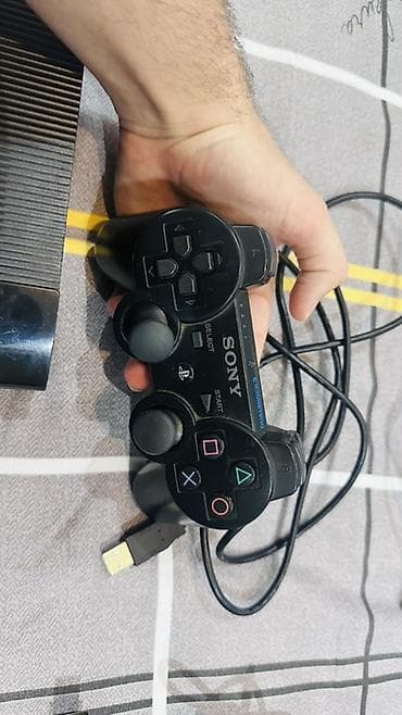 pro controller: PlayStation 3 Super Slim (PS3) oyun konsolu komplekt Xüsusiyyətlər: - — 6