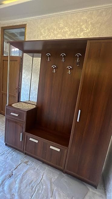 ✅dehliz mebeli 110 manata satılır Eni 1.80
Unvan qaracuxur*AFA 91533