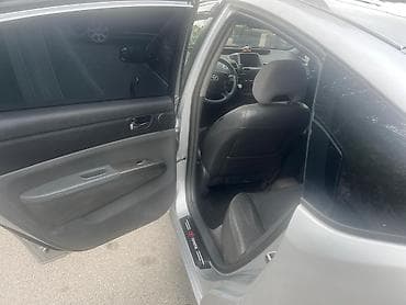 Toyota Prius – hibrid hetçbek - Korpus: 5 qapılı hetçbek, gümüşü rəng lalafo.az -da Toyota Prius – hibrid hetçbek - Korpus: 5 qapılı hetçbek, gümüşü rəng