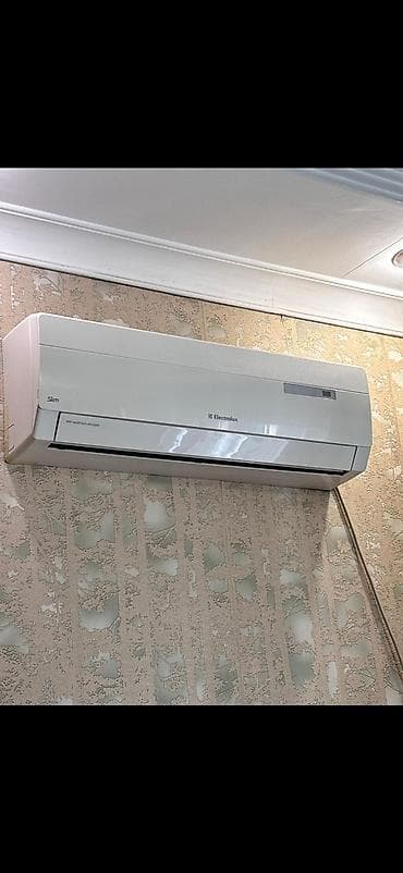 Kondisioner 200 manat. 25 kv. İşlək vəziyyətdədir Ünvan İnqilab
