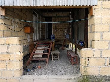 Дома: Satılır: həyət evi və təsərrüfat tikilisi - Tikili: qalın çiy — 3