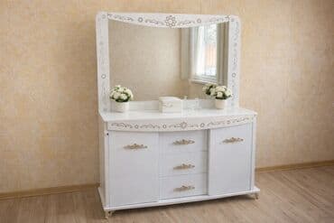 румынская мебель бу: Ağ rəngli qonaq otağı dəsti Komplektin tərkibi: - TV altlığı və üst — 2