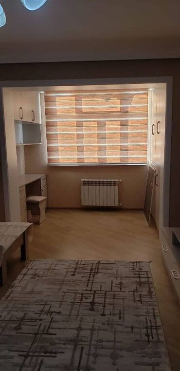 naximovda satilan evler: Sumqayıt şəhəri,5 ci mikrorayonda Dörd Qardaş restoranı yaxınlığında 5 — 6