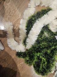 süni ağaclar: Yeni il bəzəkləri dəsti - Süni çələnglər: ağ və yaşıl rənglərin — 4