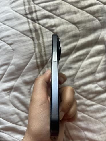 macbook pro 2011: IPhone 15 Pro, 128 GB, Blue Titanium, Simsiz şarj — 3