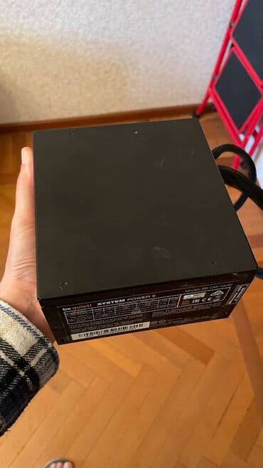 qida blok: Qida bloku be quiet!, 700 W — 8