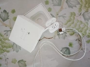 kompüter barter: Apple AirPods (qutu ilə) Barter de var baxır nə ilə? vaccapa yazın — 2