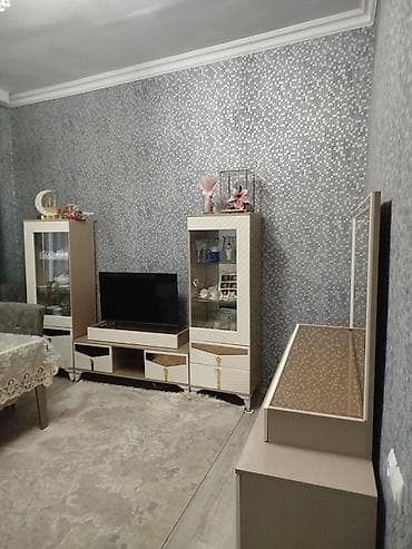 buzovnada ev satilir: Əmircan qəsəbəsində 3 otaqlı həyət evi satılır. Ev mebellərlə birlikdə — 7