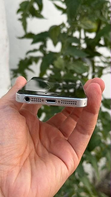 hdmi kabel iphone: IPhone 5s, Gümüşü, Qırıq — 7
