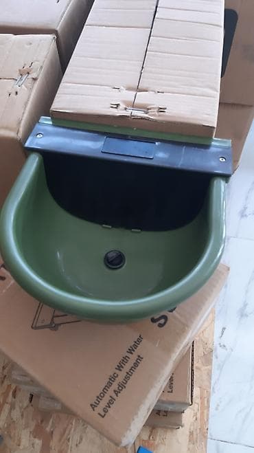 Yem qabı, Su üçün, Heyvanlar üçün, Rayonlara çatdırılma, Ünvandan götürmə, Pulsuz çatdırılma lalafo.az -da Yem qabı, Su üçün, Heyvanlar üçün, Rayonlara çatdırılma, Ünvandan götürmə, Pulsuz çatdırılma