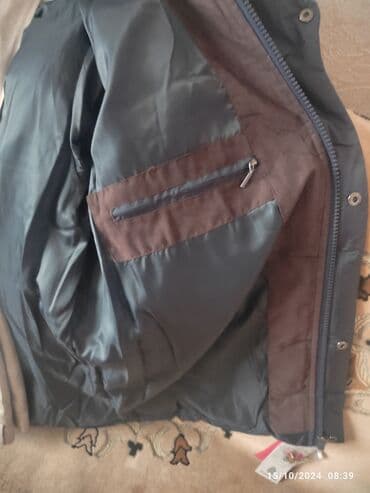 kişi üçün gödəkçə köynək: Alberto Zanelli firmasına məxsus qış gödəkçə təzə kapşonlu ( kapşonu — 5