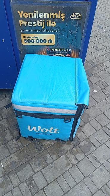 laptop canta: Termoçanta satıkır təcili böyüklərdəndi az işlənib cırıqı sökükü yoxdu — 1