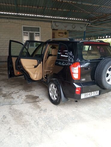 c klass mersedes: Chery Tiggo (T11): 1.8 l | 2012 il 136000 km Universal — 11