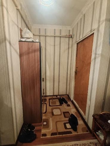 Ev Qaracuxur qesebesi Mebelni deyilen erazide das bina esas yolda