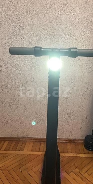 elektro gitara: Elektrik skuteri Skuter yaxşı vəziyyətdədir, hər şeyi işləyir. Rahat — 3