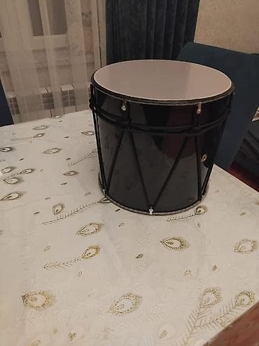 Nagara – zərb aləti - Korpus: silindrik, parlaq qara rəng - Membran