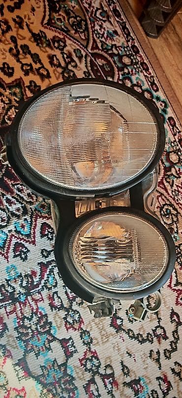 fara 190: Sol, Yaxın və uzaq vuran işıqlar Mercedes-Benz, 1997 il, Almaniya — 1