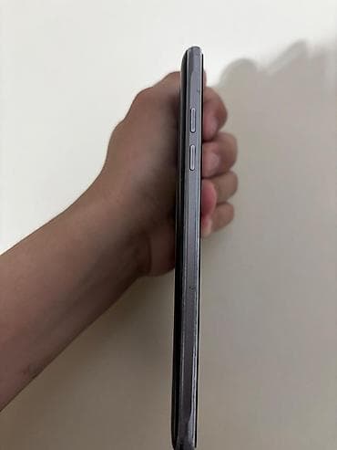 2.el netbook: Samsung Galaxy J5 2016, 16 GB, rəng - Qara, Sensor — 7