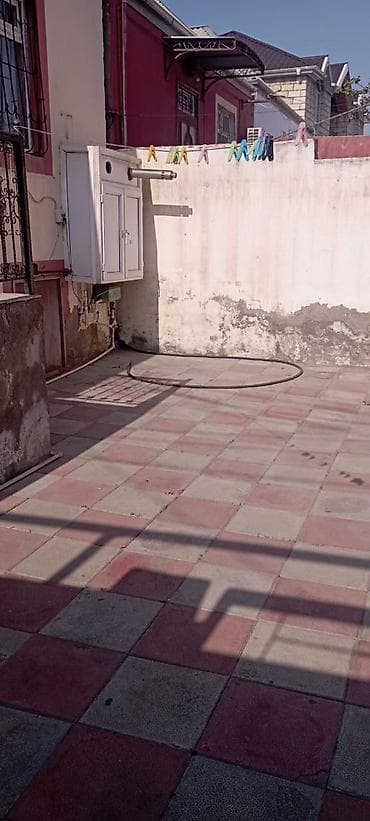3 otaqlı, 55 kv. m, Orta təmir