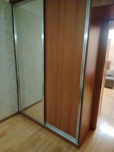 paltar şkafı işlənmiş: İşlənmiş, 4 qapılı Düz dolab, Qarderob, paltar dolabı — 10