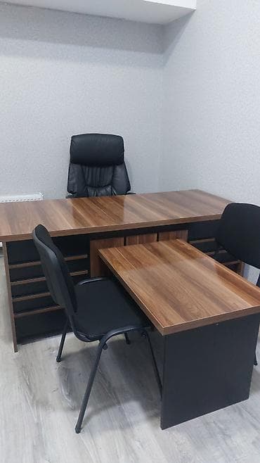 Мебель: Ofis mebel dəsti - L-şəkilli iş masası: Təbii qoz rəngində — 2