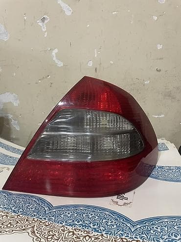 211 nömrələr: Mercedes-Benz Orijinal — 4