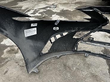 ford transit 2009: Ön, Lexus ES250 — 4