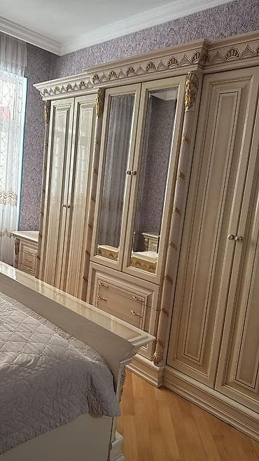 Klassik üslubda tam yataq otağı dəsti Tərkib: - Cüt nəfərlik çarpayı — 2