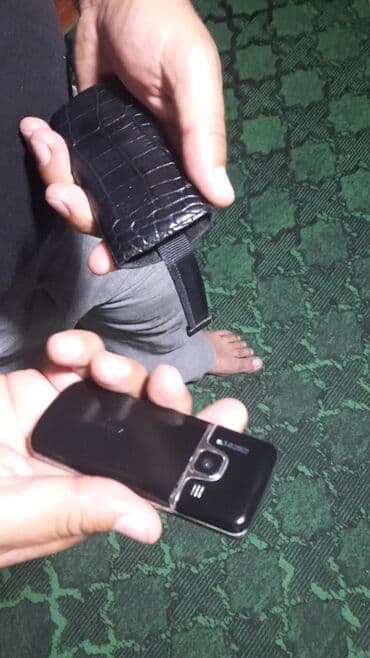 флешка на телефон fly: Nokia 6700 Slide, цвет - Черный, Кнопочный — 2